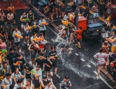 下大雨了 曼谷更凉爽了